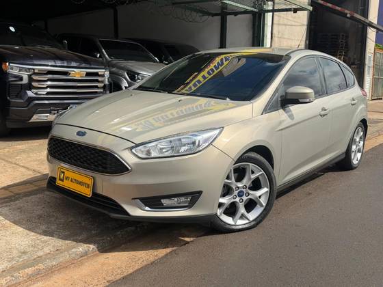 FORD FOCUS 2.0 SE 16V FLEX 4P POWERSHIFT FORD FOCUS 2.0 SE 16V FLEX 4P POWERSHIFT